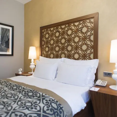 Hotel Taksim Prelude 4*