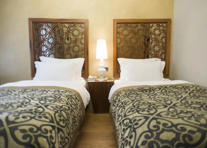 塔克西姆普瑞路德酒店