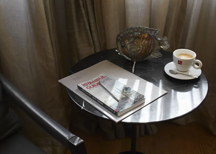 塔克西姆普瑞路德酒店 3*