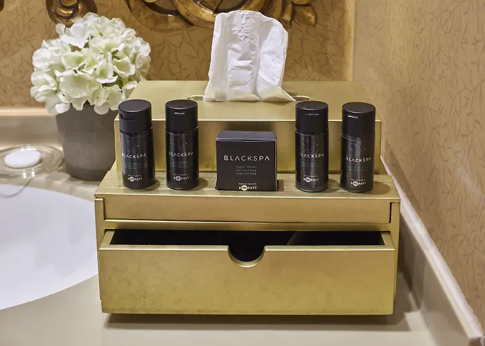 塔克西姆普瑞路德酒店