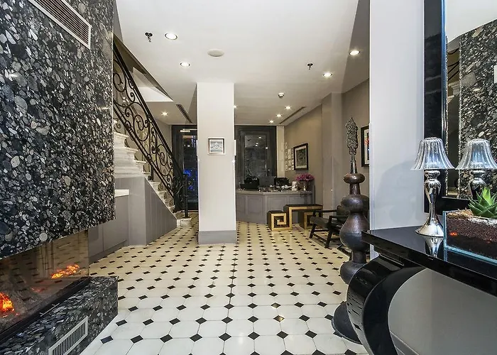 塔克西姆普瑞路德酒店 3*