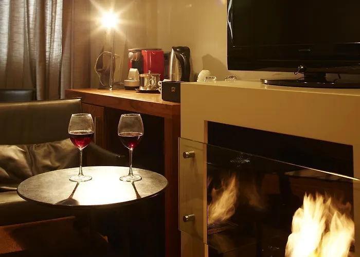 塔克西姆普瑞路德酒店