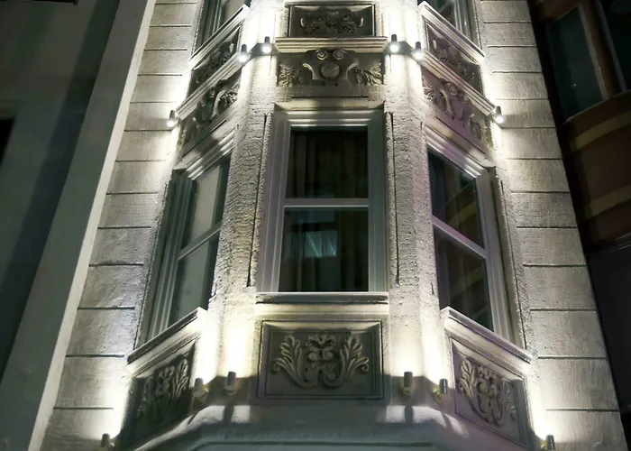 塔克西姆普瑞路德酒店 3* 伊斯坦布尔