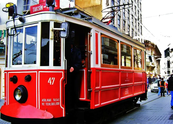 塔克西姆普瑞路德酒店 酒店