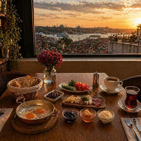Hotel Taksim Prelude Istanboel
